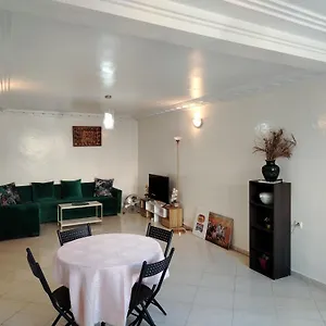 アパート 11 Casa Voyageurs, カサブランカ